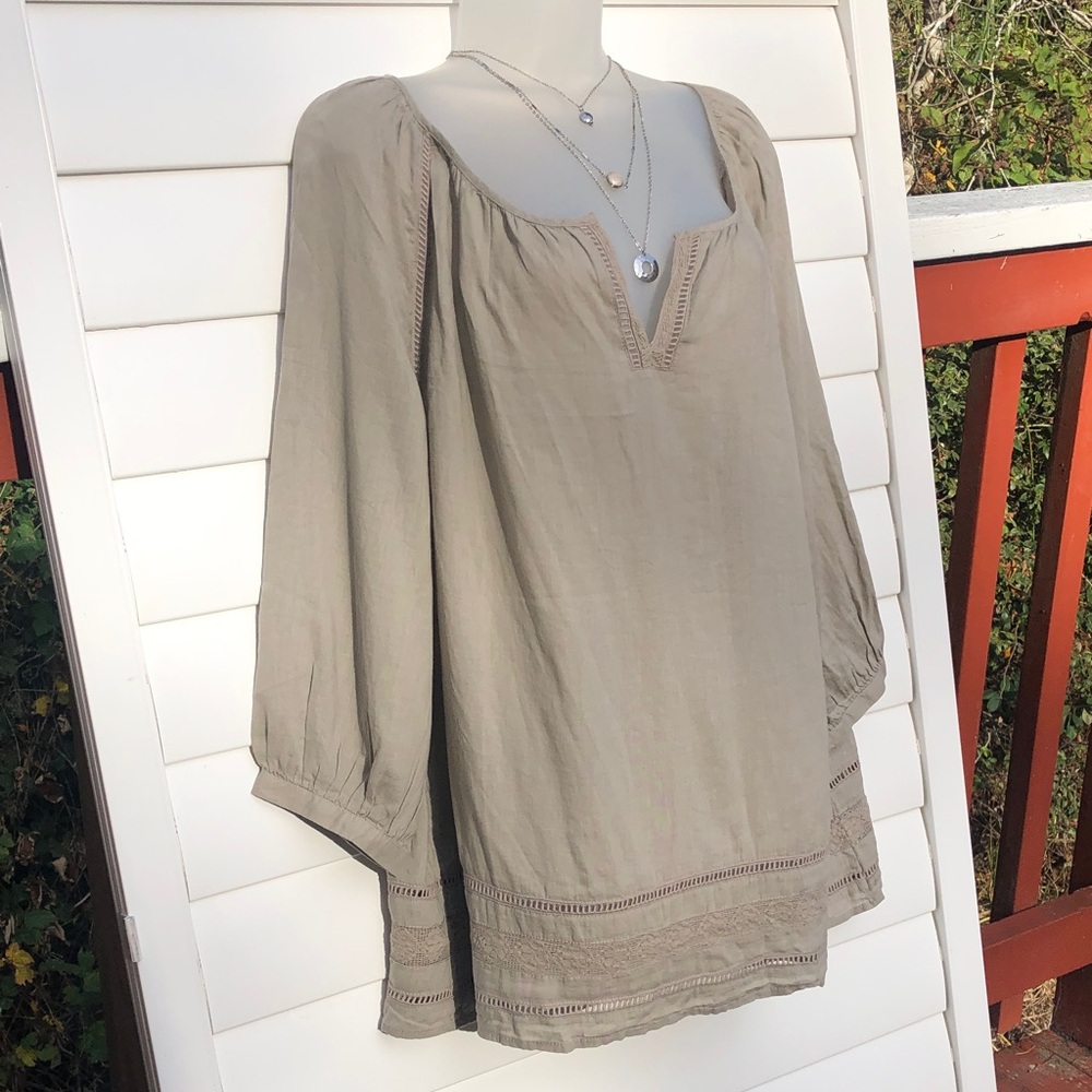 NWT J. Jill Taupe Peasant Tunic with V-Notch